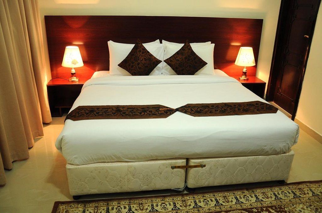 Raynor Hotel Apartments Fujairah Bagian luar foto